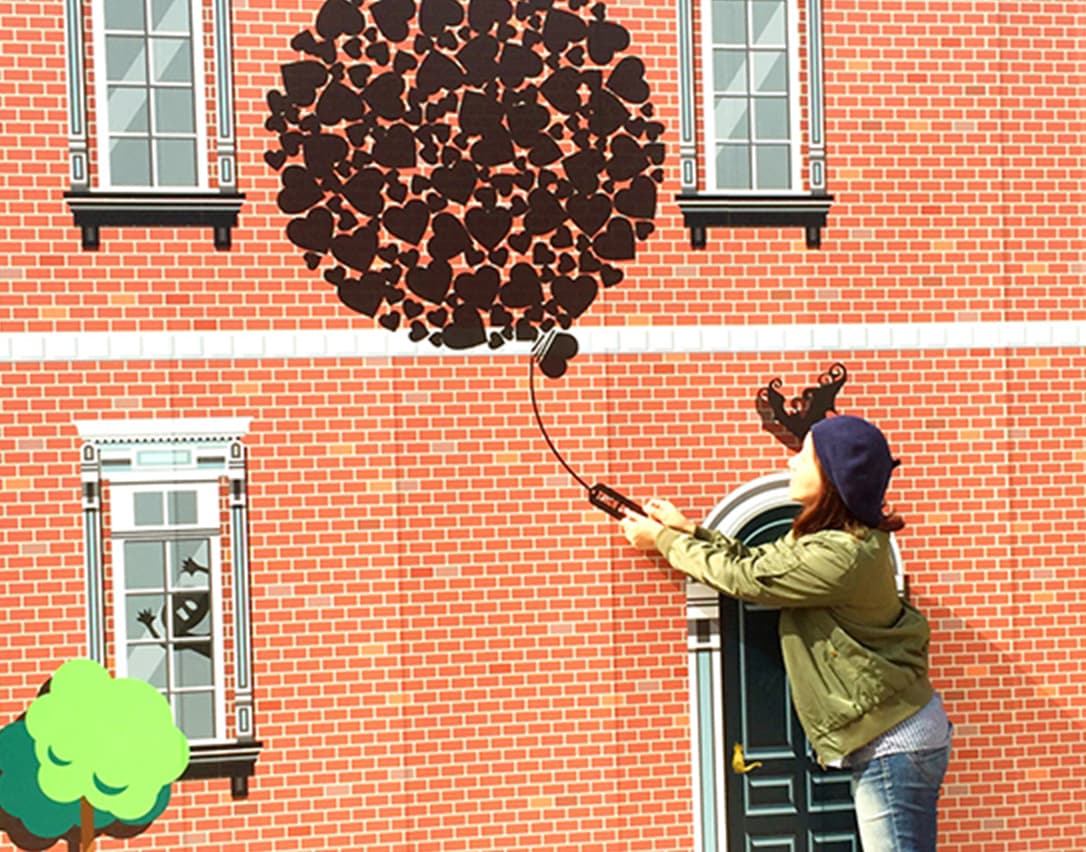 工事中の某所 仮囲いをフォトスポットに変えた事例